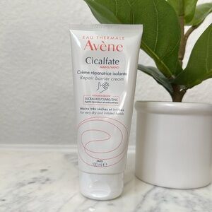 NWOT Avene Repair Barrier Cream